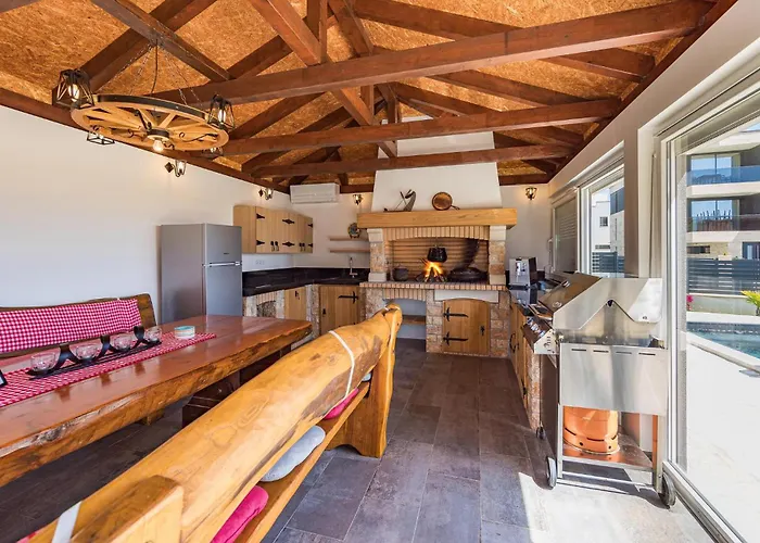 Appartement In With Kitchen