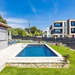 1 Bedroom Stunning In Appartement *