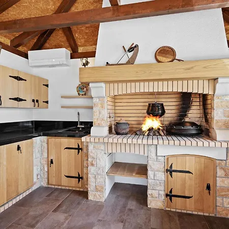 In With Kitchen Appartamento Medolino