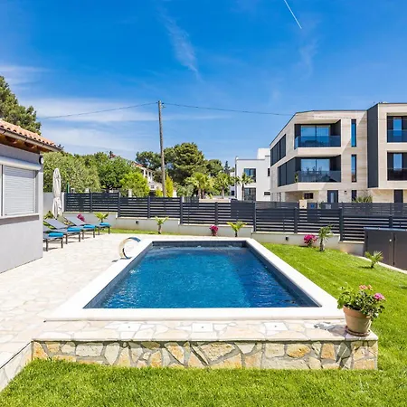 In With Kitchen Appartamento *