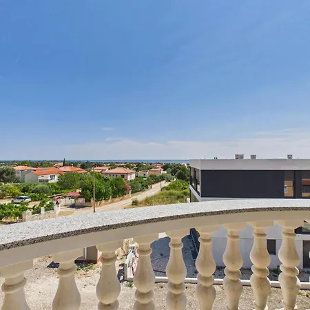 1 Bedroom Stunning In Medulin